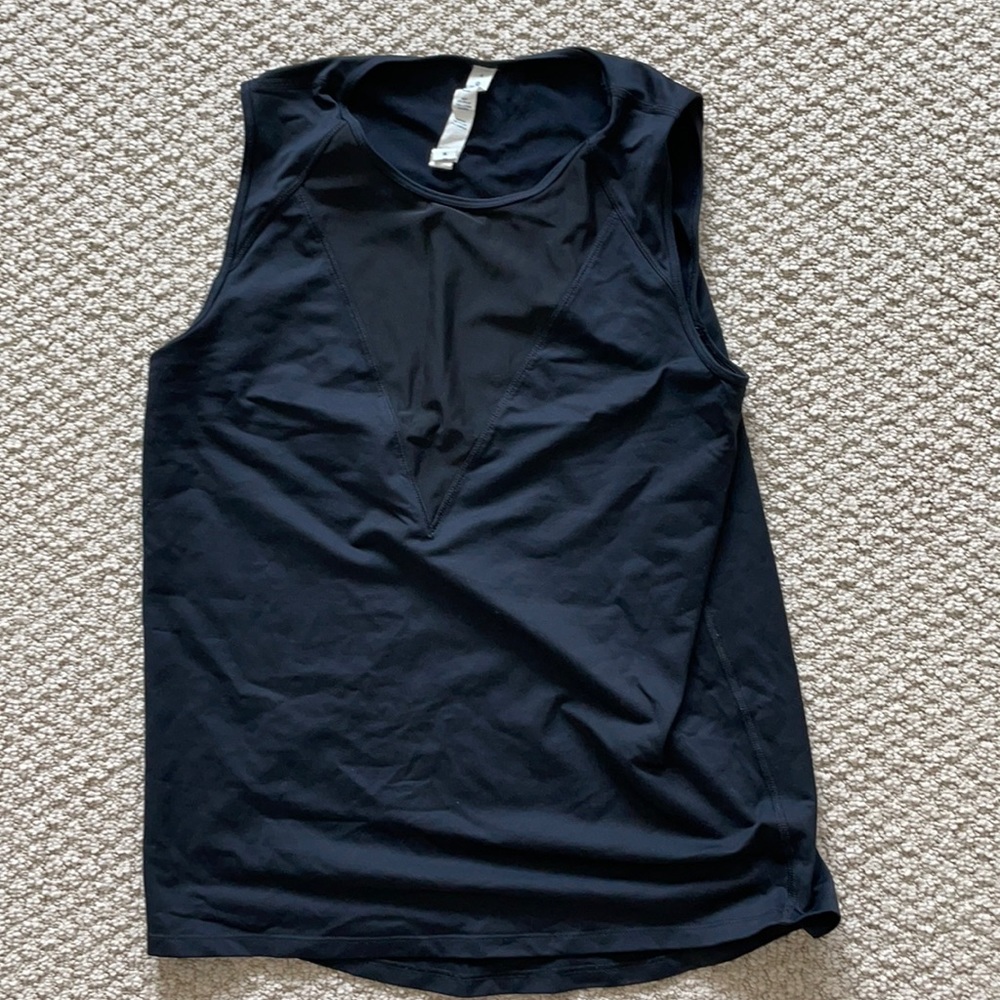 lululemon black tank v neck mesh sz 4